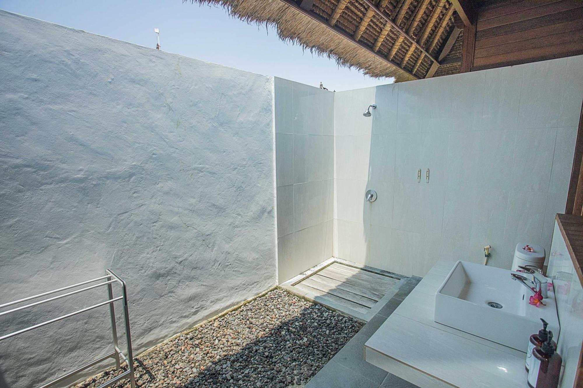 Lembongan Mantra Huts Otel Nusa Lembongan Dış mekan fotoğraf